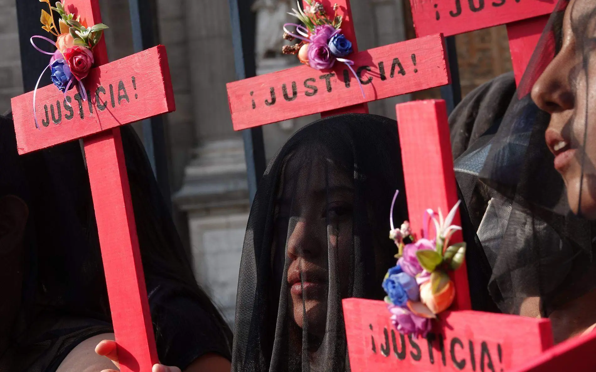 874988_Protesta Mujeres Luto Nacional -1_web